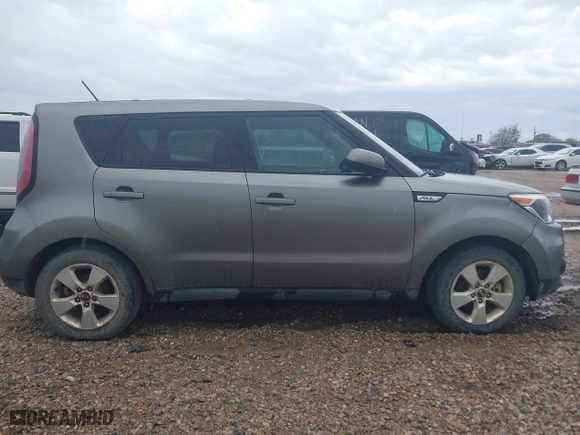 2019 Kia Soul with VIN KNDJN2A23K7671352, listed as a IAAI auction lot 41865214 with 206,660 mi miles. Bid and sale history available at carsss.com. Image 13.