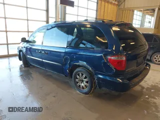 2003 Dodge Grand Caravan with VIN 2D4GP24353R195035, listed as a IAAI auction lot 41574068 with 209,165 mi miles and . Bid and sale history available at DreamBid. Image 3.
