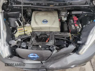2015 Nissan LEAF S with VIN 1N4AZ0CP3FC327105, listed as a Copart auction lot 61426595 with 71,693 mi miles and Salvage title. Bid and sale history available at DreamBid. Image 11.