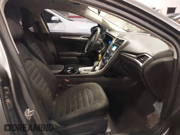 2014 Ford Fusion SE with VIN 3FA6P0H7XER242959, listed as a IAAI auction lot 41162453 with 239,528 mi miles. Bid and sale history available at carsss.com. Image 5.
