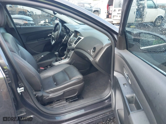 2014 Chevrolet Cruze 2LT with VIN 1G1PF5SBXE7234047, listed as a IAAI auction lot 40885552 with 145,345 mi miles. Bid and sale history available at carsss.com. Image 5.