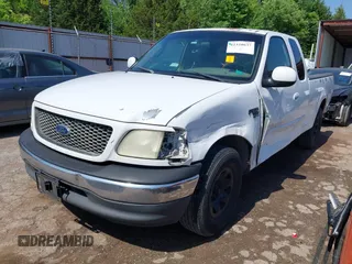 2001 Ford F-150 z VIN 1FTPX17LX1KB15016, wystawiony jako IAAI lot #42320637 z przebiegiem 567 424 mil mil oraz . Historia ofert i sprzedaży dostępna na DreamBid. Obrazek 2.