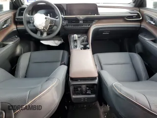 2023 Toyota Crown XLE z VIN JTDAAAAF1P3011754, wystawiony jako Copart lot #41238044 z przebiegiem 6266 mil mil oraz . Historia ofert i sprzedaży dostępna na DreamBid. Obrazek 8.