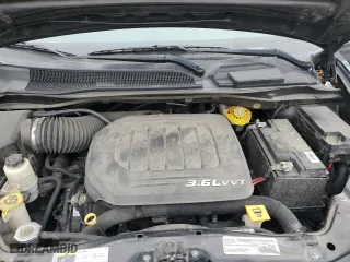 2018 Dodge Grand Caravan SE with VIN 2C4RDGBGXJR137257, listed as a Copart auction lot 44750595 with 128,236 mi miles and Salvage Title. Bid and sale history available at carsss.com. Image 14.