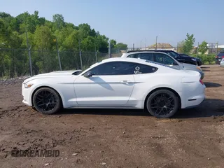 2015 Ford Mustang EcoBoost с VIN 1FA6P8TH4F5318890, выставлен на аукционе IAAI как лот 42427160 с пробегом 52 051 миль миль и . История ставок и продаж доступна на DreamBid. Изображение 14.