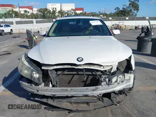 2006 BMW 5 Series 525i with VIN WBANE53516CK84092, listed as a IAAI auction lot 41593364 with 177,580 mi miles. Bid and sale history available at carsss.com. Image 6.
