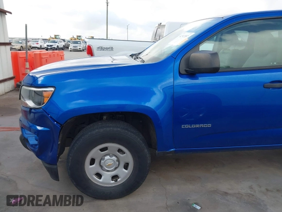 2018 Chevrolet Colorado 2WD Work Truck z VIN 1GCHSBEA8J1300911, wystawiony jako IAAI lot #42543557 z przebiegiem 73 896 mil mil oraz . Historia ofert i sprzedaży dostępna na DreamBid. Obrazek 17.