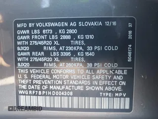 2017 Volkswagen Touareg Wolfsburg Edition z VIN WVGRF7BP1HD004308, wystawiony jako IAAI lot #41860019 z przebiegiem 74 044 mil mil oraz . Historia ofert i sprzedaży dostępna na DreamBid. Obrazek 9.