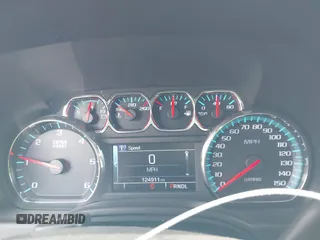 2020 Chevrolet Tahoe Commercial z VIN 1GNSKDEC9LR260983, wystawiony jako IAAI lot #42062097 z przebiegiem 124 911 mil mil oraz . Historia ofert i sprzedaży dostępna na DreamBid. Obrazek 7.