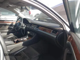 2006 Audi A8 4.2L z VIN WAULL44E16N024172, wystawiony jako IAAI lot #41773511 z przebiegiem 136 917 mil mil oraz . Historia ofert i sprzedaży dostępna na DreamBid. Obrazek 5.