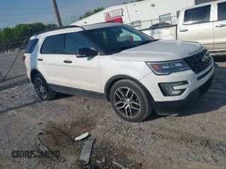 2016 Ford Explorer Sport with VIN 1FM5K8GT0GGB77899, listed as a IAAI auction lot 42076102 with 132,163 mi miles and . Bid and sale history available at carsss.com. Image 1.