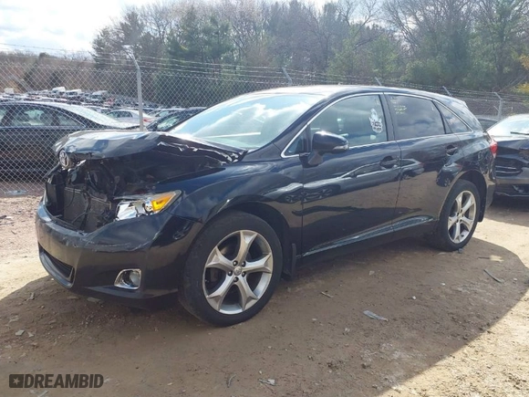 2015 Toyota Venza XLE with VIN 4T3BK3BBXFU114837, listed as a IAAI auction lot 41882330 with 251,356 mi miles. Bid and sale history available at carsss.com. Image 2.