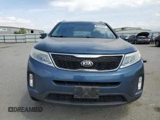 2014 Kia Sorento LX with VIN 5XYKT4A79EG483444, listed as a Copart auction lot 54548875 with 110,461 mi miles and Salvage Title. Bid and sale history available at carsss.com. Image 5.