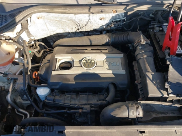 2011 Volkswagen Tiguan SEL with VIN WVGBV7AX7BW515233, listed as a IAAI auction lot 41234933 with 170,674 mi miles and . Bid and sale history available at DreamBid. Image 10.