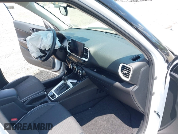 2024 Hyundai Venue Limited with VIN KMHRC8A33RU297093, listed as a IAAI auction lot 42553398 with 5,947 mi miles and . Bid and sale history available at DreamBid. Image 5.