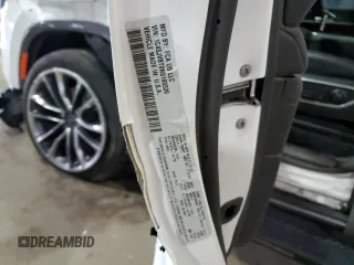 2022 Jeep Wagoneer Series II с VIN 1C4SJVBT0NS160336, выставлен на аукционе Copart как лот 49434805 с пробегом 35 821 миль миль и Чистый • Clean title. История ставок и продаж доступна на DreamBid. Изображение 14.