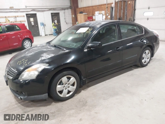 2008 Nissan Altima 2.5 SL with VIN 1N4AL21E58N407401, listed as a IAAI auction lot 42090251 with 131,757 mi miles. Bid and sale history available at carsss.com. Image 2.