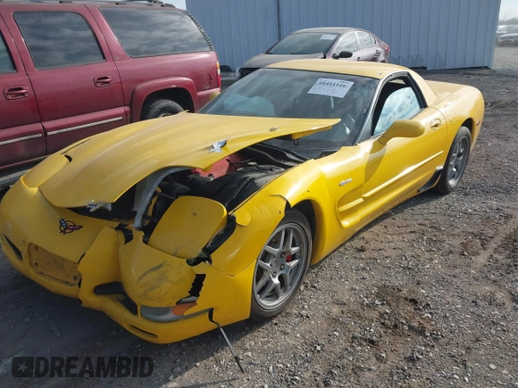 2004 Chevrolet Corvette Z06 with VIN 1G1YY12S845130805, listed as a IAAI auction lot 41411116 with 192,308 mi miles. Bid and sale history available at carsss.com. Image 2.
