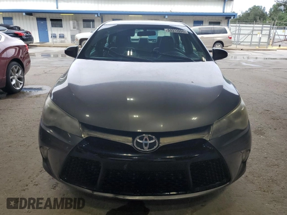 2016 Toyota Camry XLE with VIN 4T1BF1FKXGU180320, listed as a Copart auction lot 53372055 with 121,620 mi miles and Salvage Title. Bid and sale history available at carsss.com. Image 5.