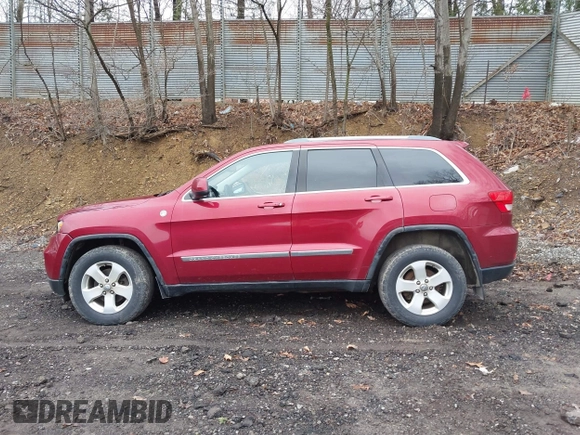 2012 Jeep Grand Cherokee Laredo with VIN 1C4RJFAG7CC123669, listed as a IAAI auction lot 42001472 with 164,806 mi miles. Bid and sale history available at carsss.com. Image 15.