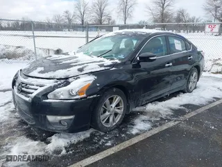 2015 Nissan Altima 2.5 S with VIN 1N4AL3AP0FC191957, listed as a IAAI auction lot 41406485 with 182,934 mi miles. Bid and sale history available at carsss.com. Image 17.