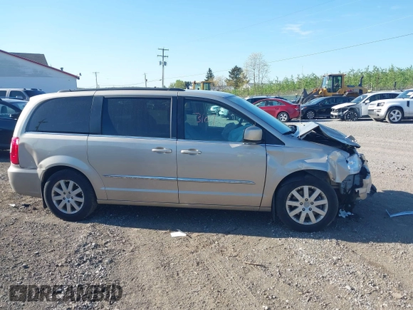 2013 Chrysler Town & Country Touring with VIN 2C4RC1BG7DR621665, listed as a IAAI auction lot 42133109 with 135,898 mi miles and . Bid and sale history available at DreamBid. Image 13.