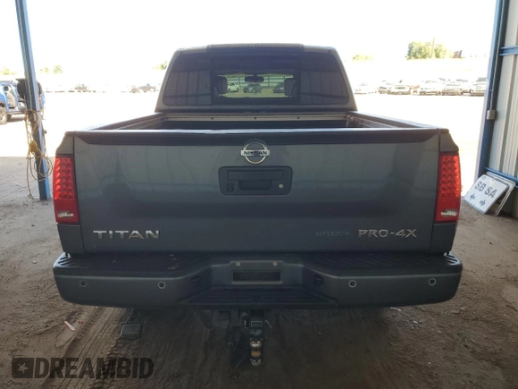 2015 Nissan Titan SL with VIN 1N6BA0EC1FN507233, listed as a Copart auction lot 73431094 with 83,831 mi miles and Clean Title. Bid and sale history available at carsss.com. Image 6.