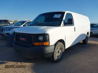 2007 GMC Savana Cargo Van with VIN 1GTGG29V571131451, listed as a IAAI auction lot 41455030 with 336,397 mi miles. Bid and sale history available at carsss.com. Image 2.