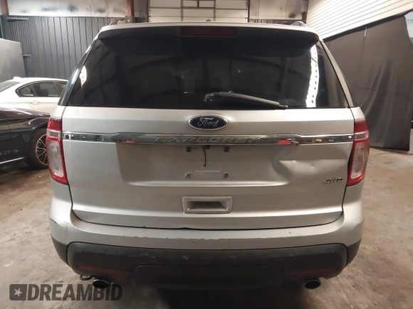 2014 Ford Explorer with VIN 1FM5K8B80EGB25611, listed as a IAAI auction lot 41339995 with 204,222 mi miles and . Bid and sale history available at carsss.com. Image 16.