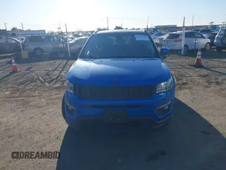 2021 Jeep Compass Latitude z VIN 3C4NJDBB7MT592742, wystawiony jako IAAI lot #41677701 z przebiegiem 84 428 mil mil oraz . Historia ofert i sprzedaży dostępna na DreamBid. Obrazek 12.
