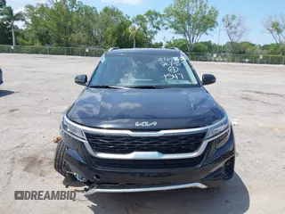 2023 Kia Seltos S z VIN KNDEU2AA4P7371547, wystawiony jako IAAI lot #42242913 z przebiegiem 35 374 mil mil oraz . Historia ofert i sprzedaży dostępna na DreamBid. Obrazek 12.