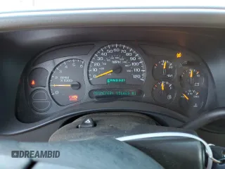 2005 Chevrolet Suburban LS with VIN 3GNFK16Z25G202509, listed as a Copart auction lot 71788974 with 156,469 mi miles and Salvage Title. Bid and sale history available at carsss.com. Image 9.