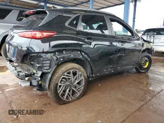 2023 Hyundai Kona N Line z VIN KM8K3CA39PU930858, wystawiony jako Copart lot #58717705 z przebiegiem 43 440 mil mil oraz Szkoda całkowita • Salvage title. Historia ofert i sprzedaży dostępna na DreamBid. Obrazek 3.