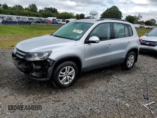 2015 Volkswagen Tiguan SE z VIN WVGBV7AX9FW579229, wystawiony jako Copart lot #70489744 z przebiegiem 153 056 mil mil oraz Szkody całkowita. Historia ofert i sprzedaży dostępna na DreamBid. Obrazek 1.