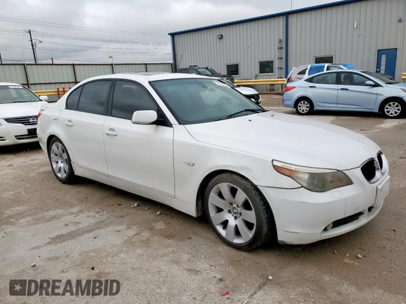 2005 BMW 5 Series 530i with VIN WBANA73565CR57531, listed as a Copart auction lot 55157635 with 231,388 mi miles and Clean Title. Bid and sale history available at carsss.com. Image 4.