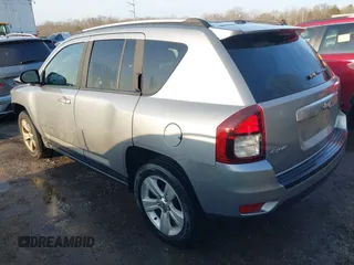 2016 Jeep Compass High Altitude Edition with VIN 1C4NJDEBXGD780502, listed as a IAAI auction lot 41478069 with 160,200 mi miles. Bid and sale history available at carsss.com. Image 3.
