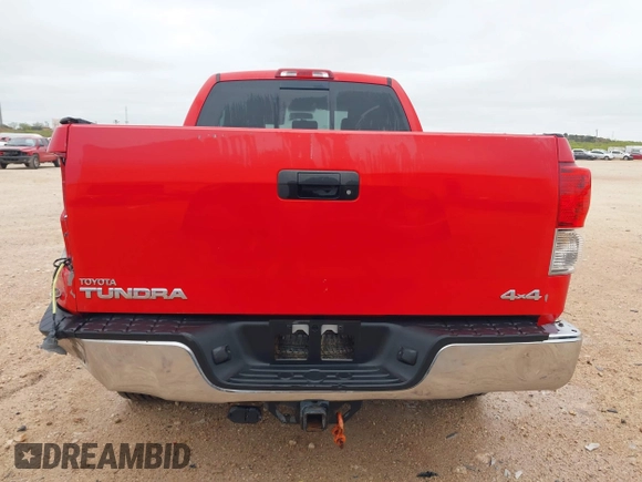 2012 Toyota Tundra z VIN 5TFUM5F11CX028307, wystawiony jako IAAI lot #41952532 z przebiegiem 253 254 mil mil oraz . Historia ofert i sprzedaży dostępna na DreamBid. Obrazek 16.
