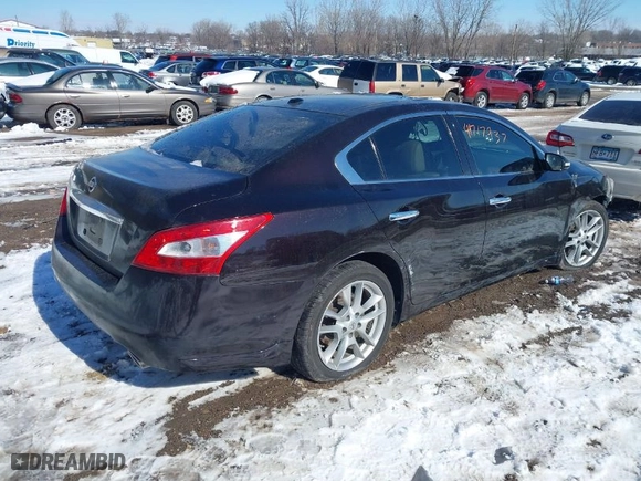 2011 Nissan Maxima 3.5 S with VIN 1N4AA5AP7BC802031, listed as a IAAI auction lot 41717937 with 143,548 mi miles. Bid and sale history available at carsss.com. Image 4.