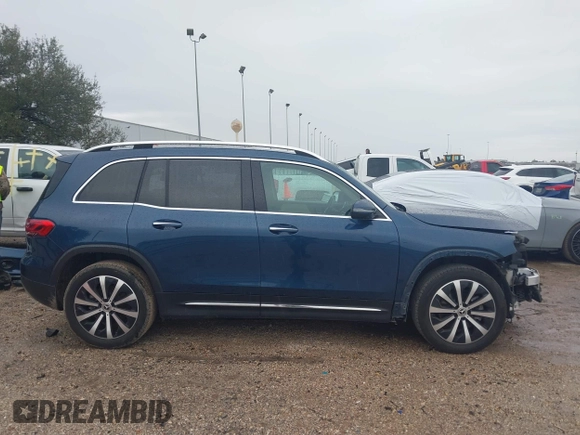 2021 Mercedes-Benz GLB 250 z VIN W1N4M4GB3MW111142, wystawiony jako IAAI lot #41277633 z przebiegiem 41 224 mil mil oraz . Historia ofert i sprzedaży dostępna na DreamBid. Obrazek 14.