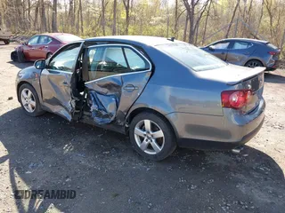 2008 Volkswagen Jetta SE с VIN 3VWRZ71K08M066480, выставлен на аукционе IAAI как лот 42129061 с пробегом 171 767 миль миль и . История ставок и продаж доступна на DreamBid. Изображение 3.