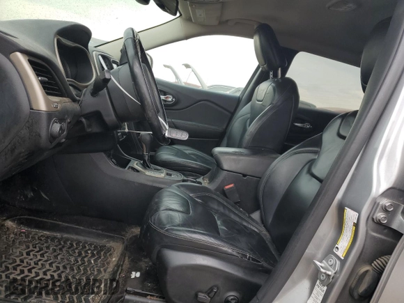2017 Jeep Cherokee Limited with VIN 1C4PJLDB6HW517966, listed as a Copart auction lot 52453725 with 134,536 mi miles and Clean Title. Bid and sale history available at carsss.com. Image 7.