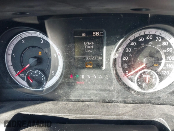 2013 Ram 2500 Tradesman z VIN 3C6UR5CL2DG550173, wystawiony jako IAAI lot #40865715 z przebiegiem 110 829 mil mil oraz . Historia ofert i sprzedaży dostępna na DreamBid. Obrazek 7.