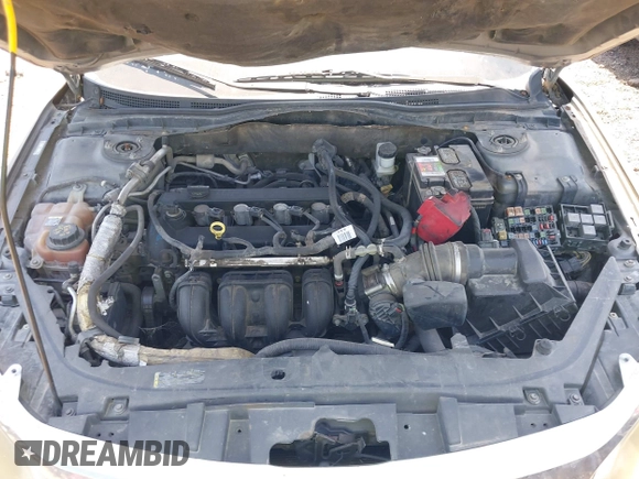 2010 Ford Fusion SE with VIN 3FAHP0HA0AR352188, listed as a IAAI auction lot 42004772 with 227,687 mi miles. Bid and sale history available at carsss.com. Image 10.