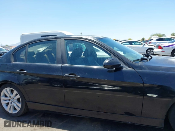 2006 BMW 3 Series 325i z VIN WBAVB13566KX48999, wystawiony jako IAAI lot #42724511 z przebiegiem 325 507 mil mil oraz . Historia ofert i sprzedaży dostępna na DreamBid. Obrazek 13.