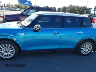 2015 MINI Hardtop 4 Door S with VIN WMWXU3C54F2B58513, listed as a IAAI auction lot 41376804 with 110,186 mi miles and . Bid and sale history available at DreamBid. Image 15.