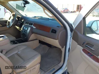 2007 GMC Yukon XL SLT with VIN 1GKFK16377J201950, listed as a IAAI auction lot 41665942 with 1 mi miles. Bid and sale history available at carsss.com. Image 5.