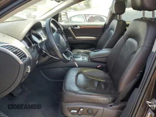 2013 Audi Q7 Premium Plus z VIN WA1LMAFEXDD013454, wystawiony jako Copart lot #61306685 z przebiegiem 171 387 mil mil oraz Czysty tytuł • Clean title. Historia ofert i sprzedaży dostępna na DreamBid. Obrazek 7.