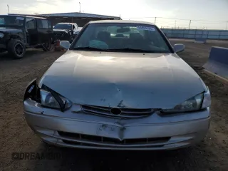 1999 Toyota Camry LE с VIN 4T1BG22K7XU516756, выставлен на аукционе Copart как лот 54065105 с пробегом 176 051 миль миль и Списание • Salvage title. История ставок и продаж доступна на DreamBid. Изображение 5.