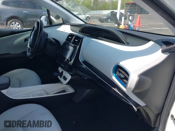 2017 Toyota Prius Two with VIN JTDKARFU7H3054054, listed as a IAAI auction lot 42028565 with 64,805 mi miles. Bid and sale history available at carsss.com. Image 5.