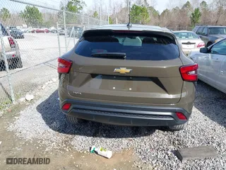 2024 Chevrolet Trax LS with VIN KL77LFE29RC013230, listed as a IAAI auction lot 41577846 with 52,954 mi miles. Bid and sale history available at carsss.com. Image 16.